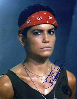 Jenette Goldstein autograph