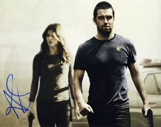 Antony Starr autograph