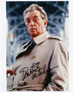 Robert Mitchum autograph