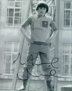 Matthew Waterhouse autograph