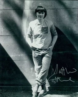 Matthew Waterhouse autograph