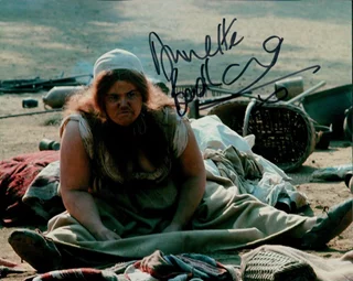 Annette Badland autograph
