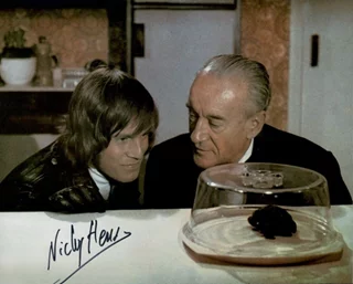 Nicky Henson autograph