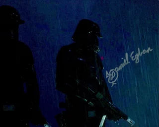 Daniel Eghan autograph