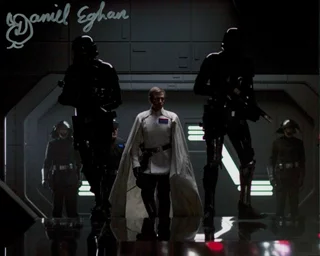 Daniel Eghan autograph