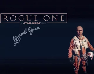 Daniel Eghan autograph