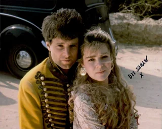 Dee Sadler autograph