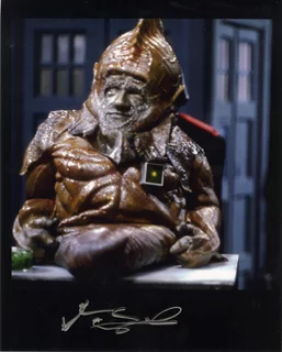 Nabil Shaban autograph