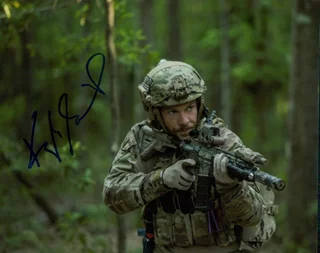 Kyle Schmid autograph