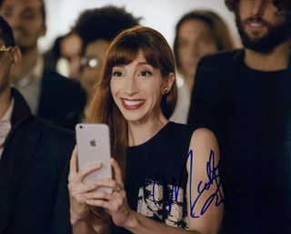 Molly Bernard autograph