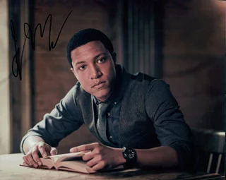 Jerry MacKinnon autograph