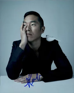 Leonardo Nam autograph