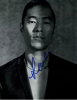 Leonardo Nam autograph