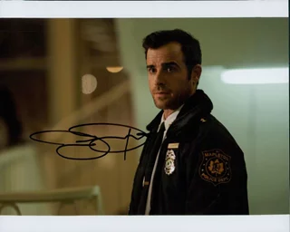 Justin Theroux autograph