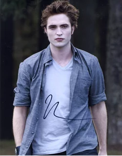 Robert Pattinson autograph