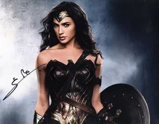 Gal Gadot autograph