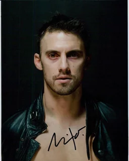 Milo Ventimiglia autograph