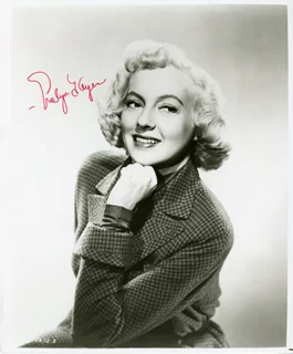 Evelyn Keyes autograph