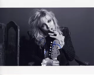 Courtney Love autograph