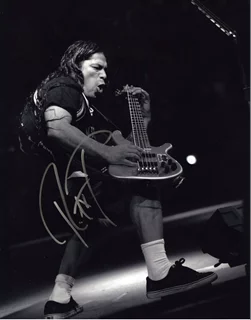 Robert Trujillo autograph