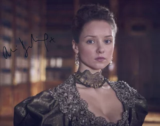 Alexandra Dowling autograph