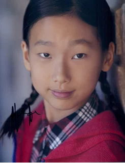 Madison Hu autograph