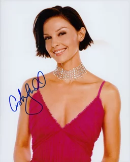 Ashley Judd autograph