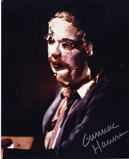 Gunnar Hansen autograph