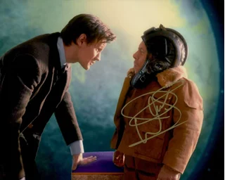 Warwick Davis autograph