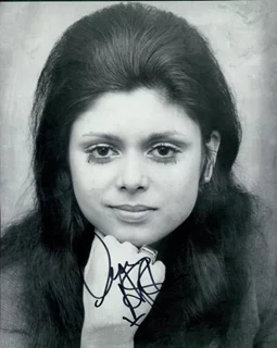 Ayshea Brough autograph