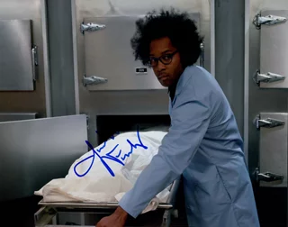 Jonathan Fernandez autograph