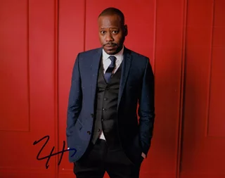 Malcolm Barrett autograph