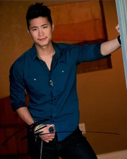 Christopher Naoki Lee autograph