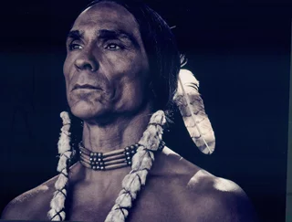 Zahn McClarnon autograph