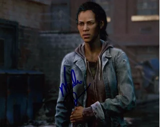 Merle Dandridge autograph