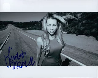 Lindsay McCormick autograph