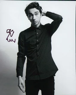 Alex Wolff autograph