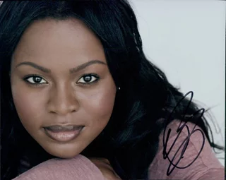 Yetide Badaki autograph