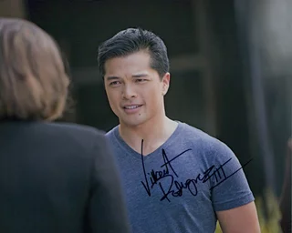 Vincent Rodriguez autograph