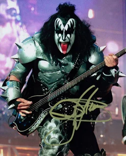 Gene Simmons autograph