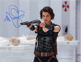 Milla Jovovich autograph
