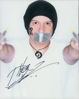 Neil D'Monte autograph