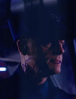 Pip Torrens autograph