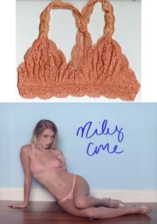 Riley Anne autograph