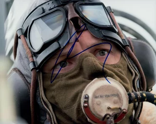 Jack Lowden autograph