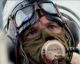 Jack Lowden autograph