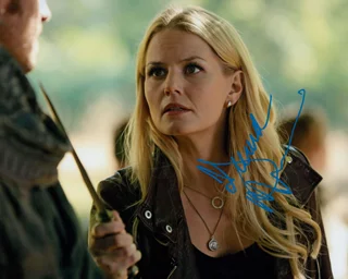 Jennifer Morrison autograph