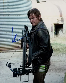 Norman Reedus autograph
