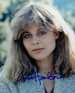 Linda Hamilton autograph