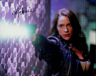 Melanie Scrofano autograph